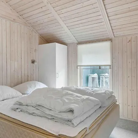 Semesterbostad Panoramic Ocean View - Beautiful House Otterup